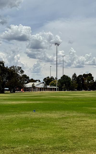 Altona Meadows oval