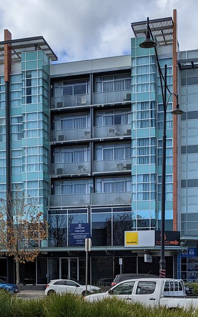 Apartment building Caroline Springs