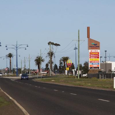 Manor Lakes Shopping Centre